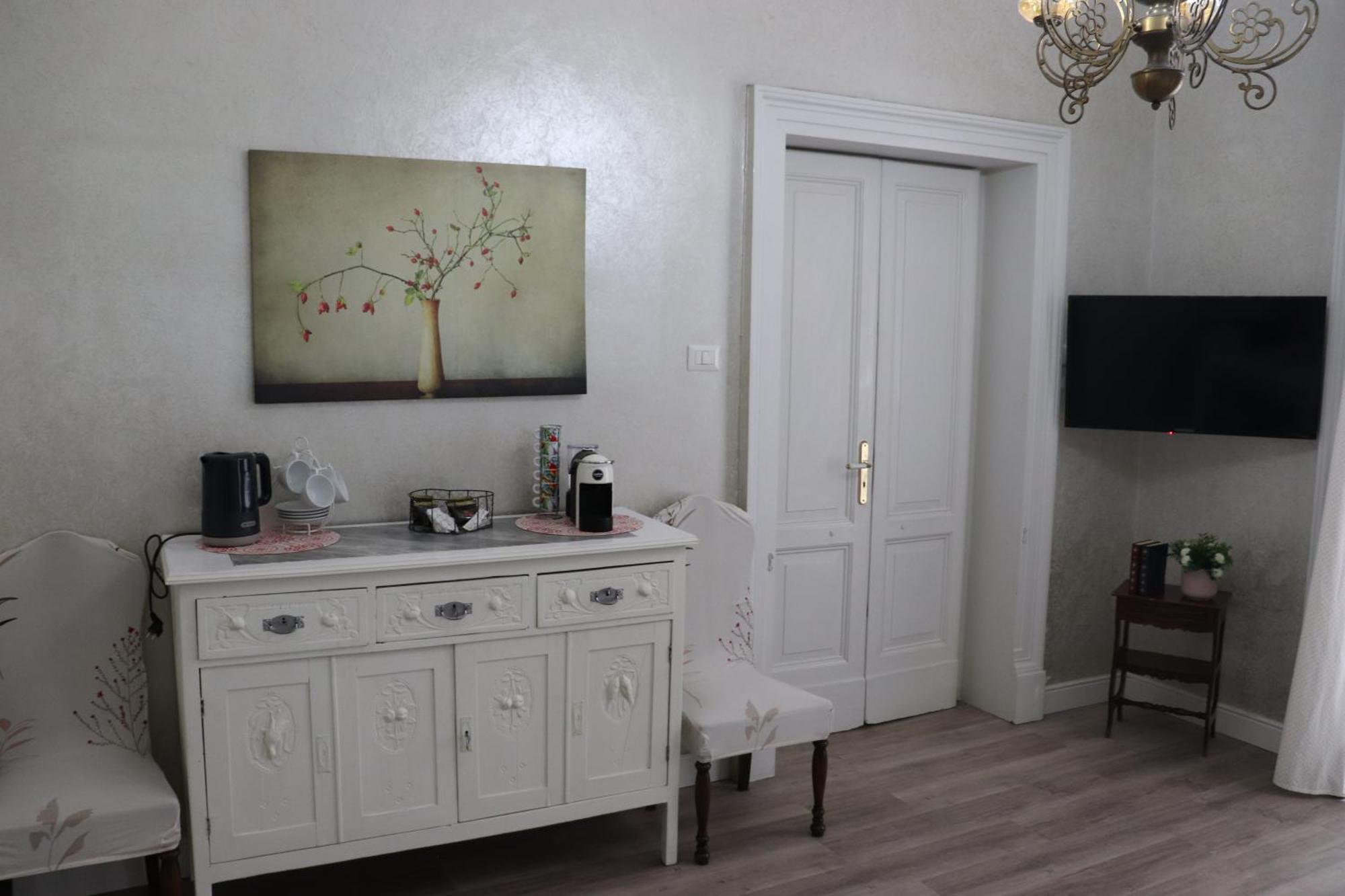 Machiavelli Home Катания Екстериор снимка
